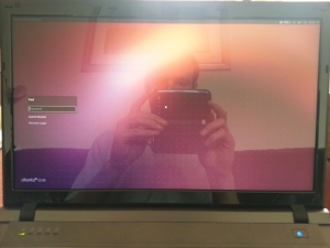 The Gazelle Pro glossy screen at the login prompt in bright sunlight